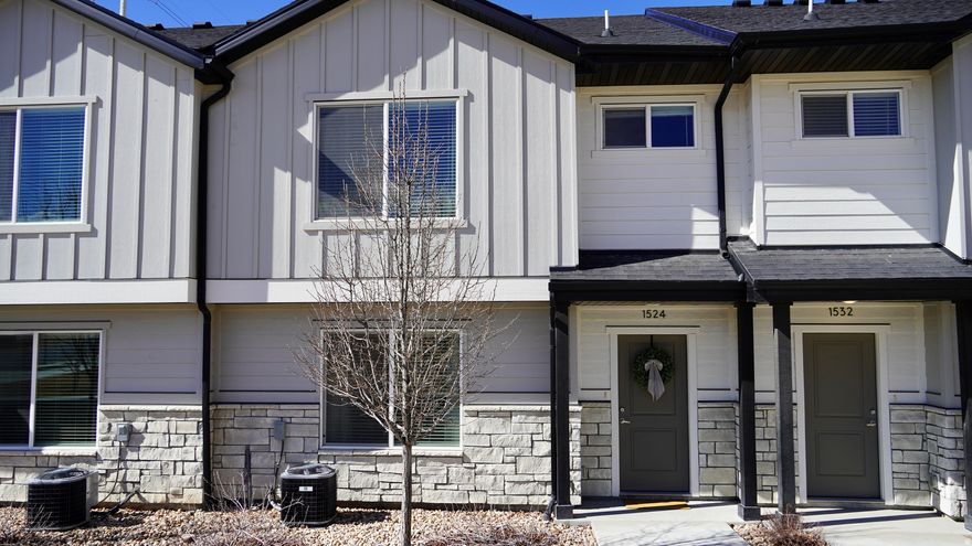 PRICE REDUCTION - Just like new - This beautiful townhome is located in Meadow Creek Ridge just off of SR51 and Spanish Fork Parkway. It's lesss than 2 miles from I-15 and is minutes from many restaurants, retail shopping, and entertainment options. This 3 bedroom 2.5 bath unit is immaculate and ready for move in.  It features an open family room and kitchen with stainless steal appliances, quartz counter tops, and quality soft-close cabinets.  The master bedroom is spacious and has a separate tub, shower, and walk-in closet.    Kids can simply walk out your front door to play on a  huge grass area. Sellers are providing a $5000 incentive to be used for closing costs. Square footage figures are provided as a courtesy estimate only. Buyer is advised to obtain an independent measurement.