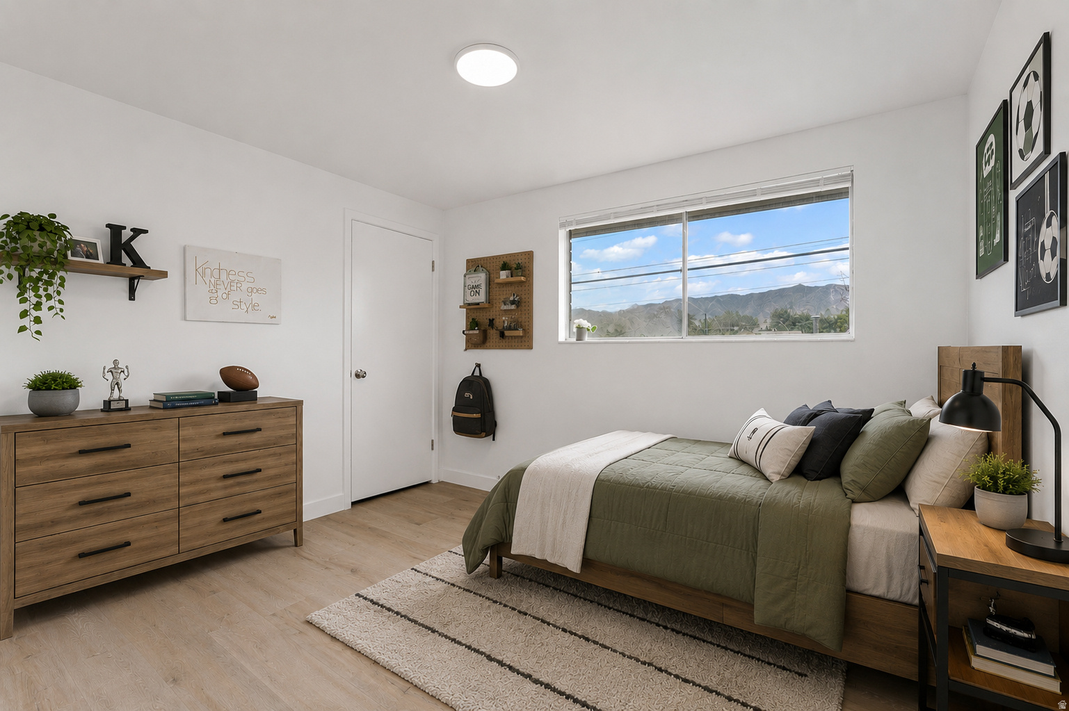 MOUNTAIN VIEW - Residential
