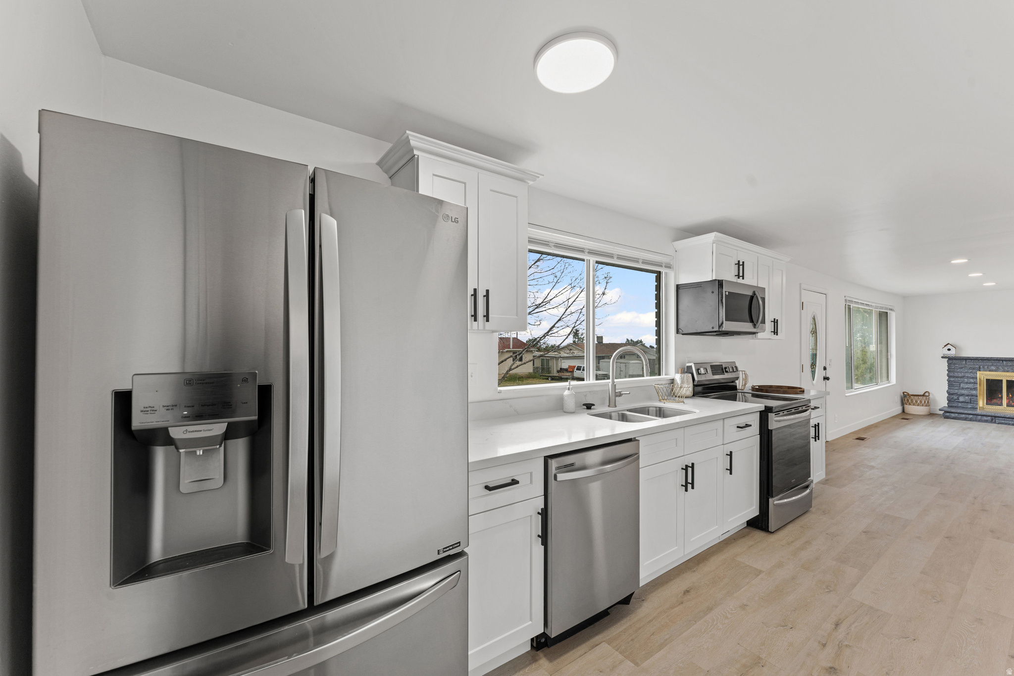 MOUNTAIN VIEW - Residential