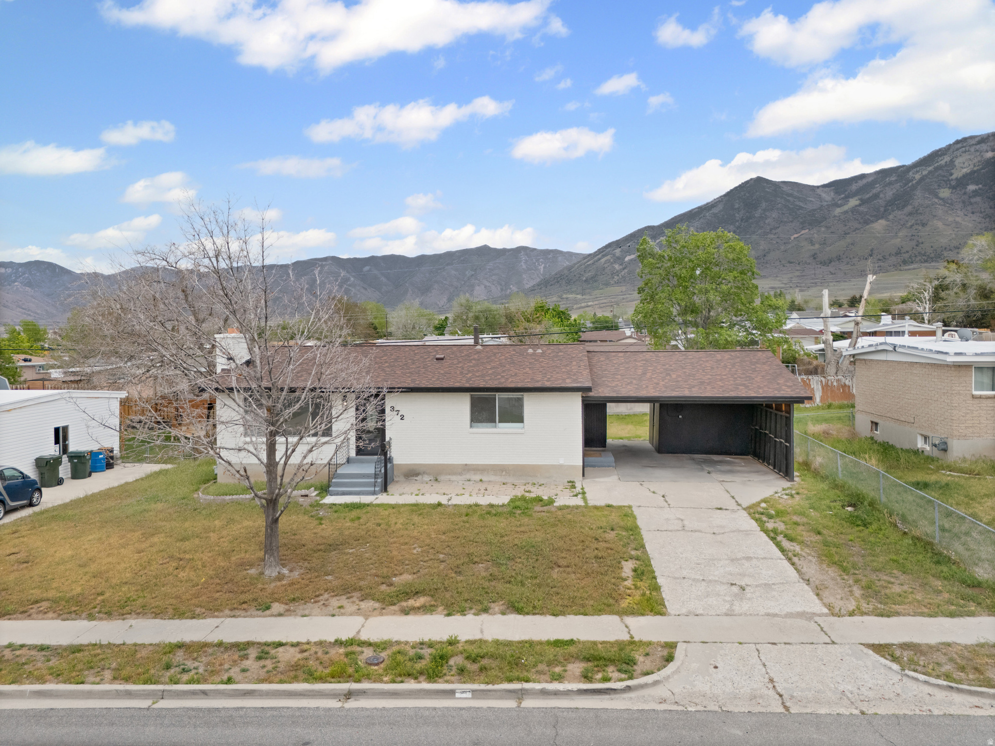 MOUNTAIN VIEW - Residential
