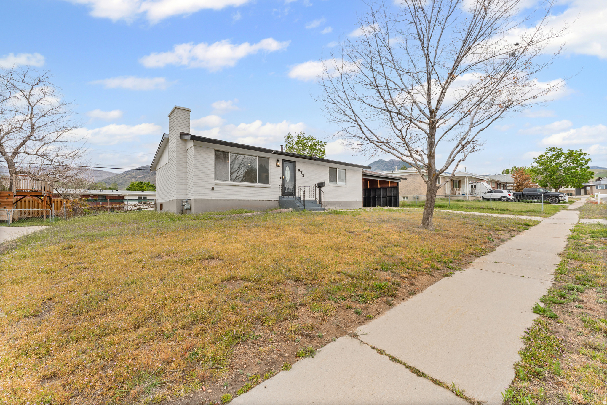 MOUNTAIN VIEW - Residential
