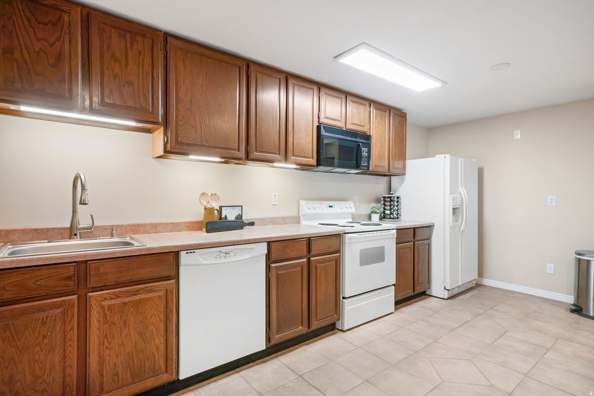 MEADOWS - Residential