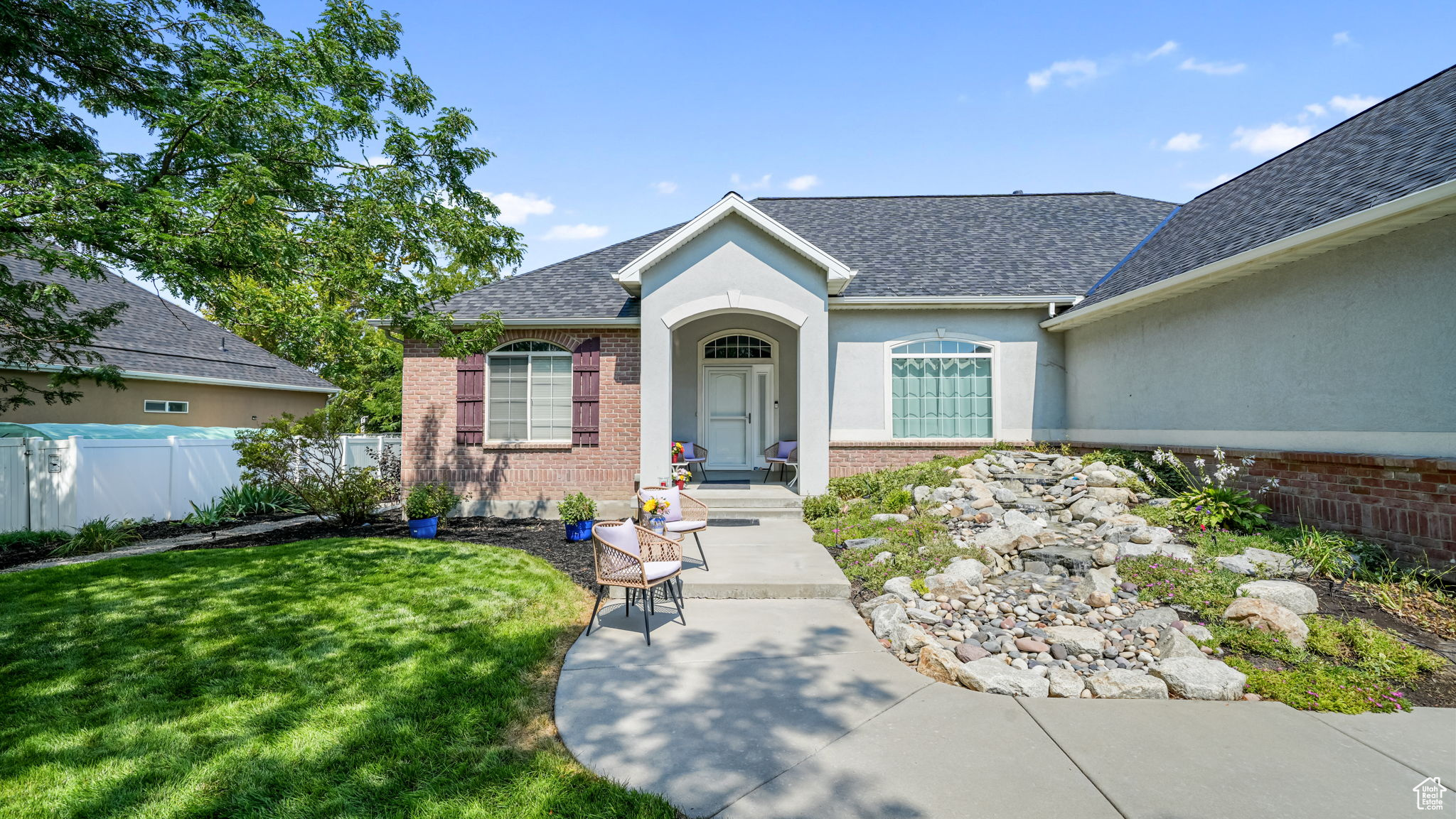 MEADOWS - Residential