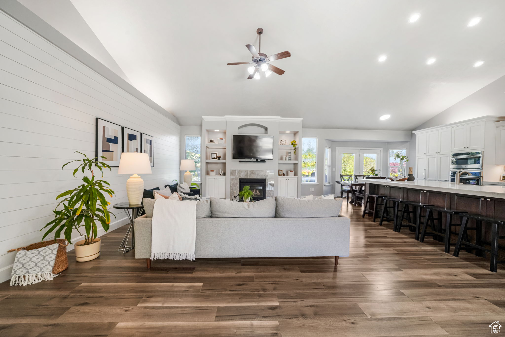 MEADOWS - Residential