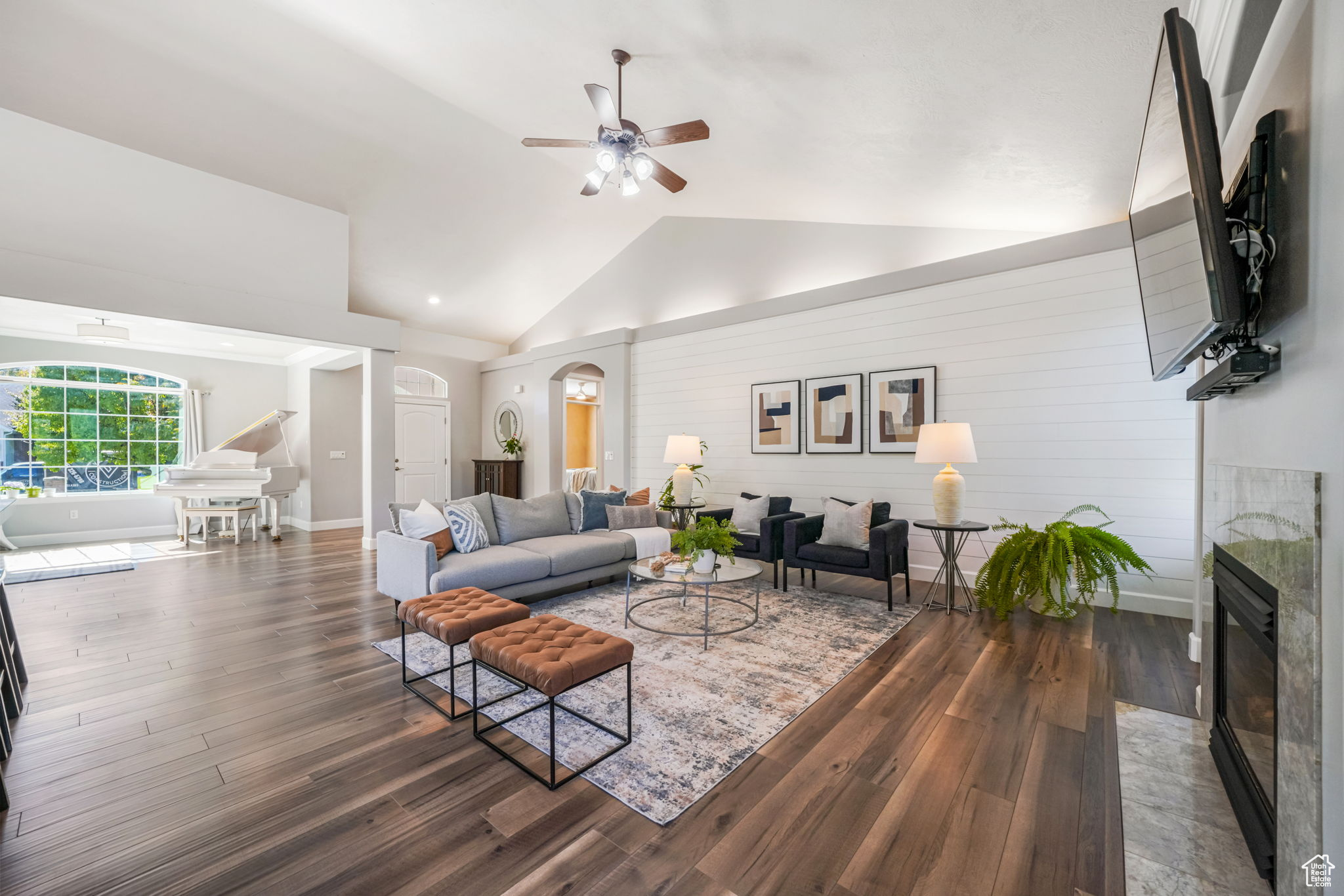 MEADOWS - Residential