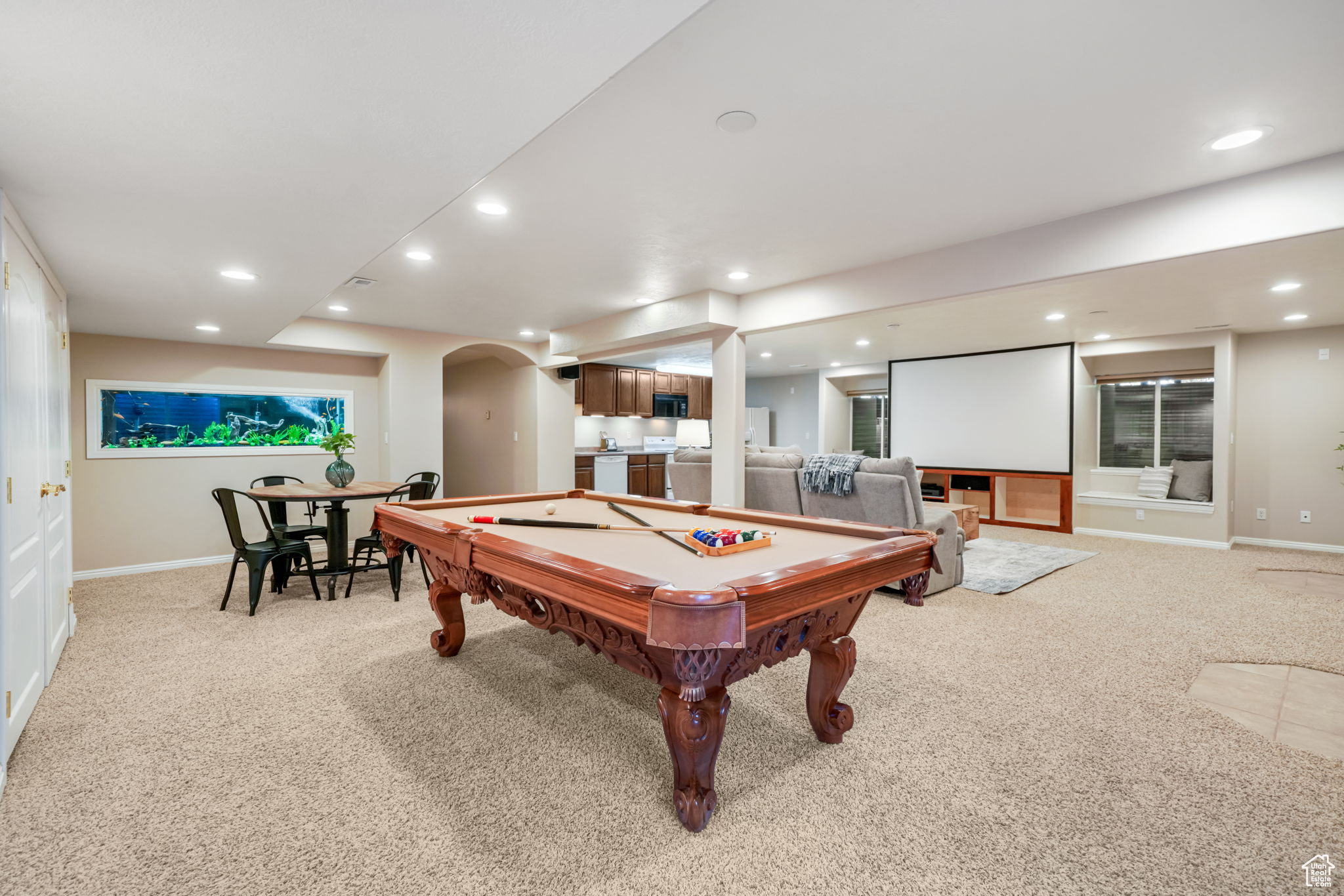 MEADOWS - Residential