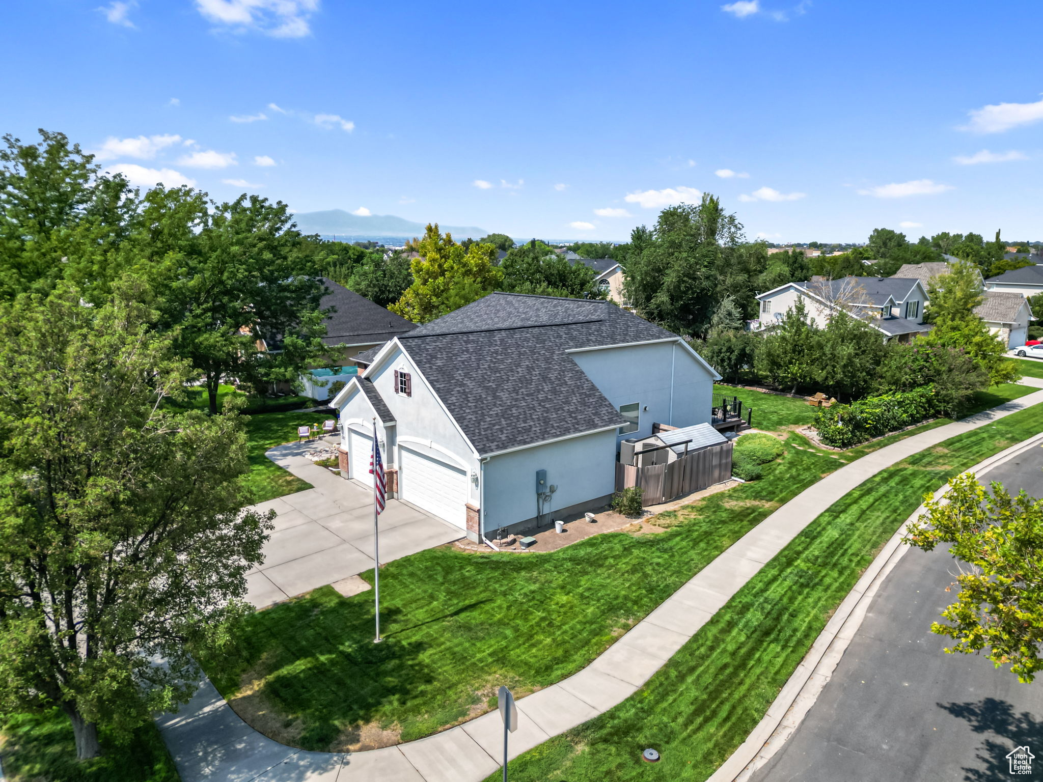 MEADOWS - Residential