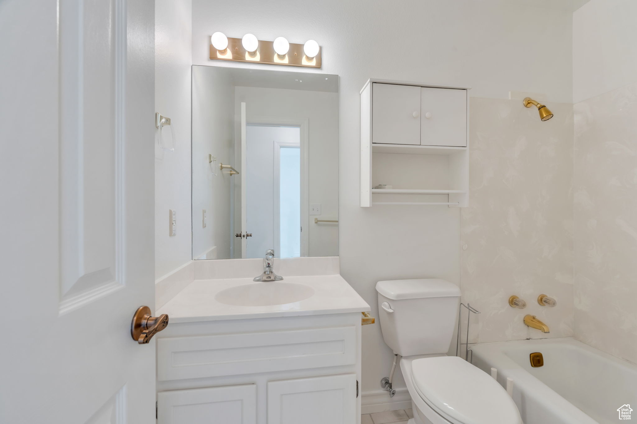 IVY AT THE RIDGE - Residential