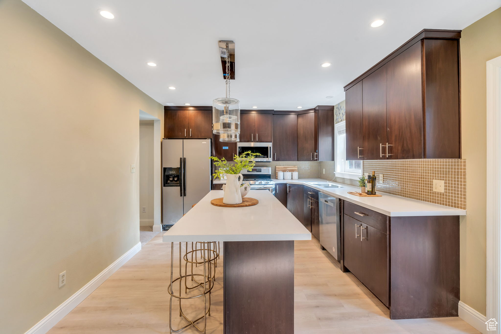 IVY AT THE RIDGE - Residential