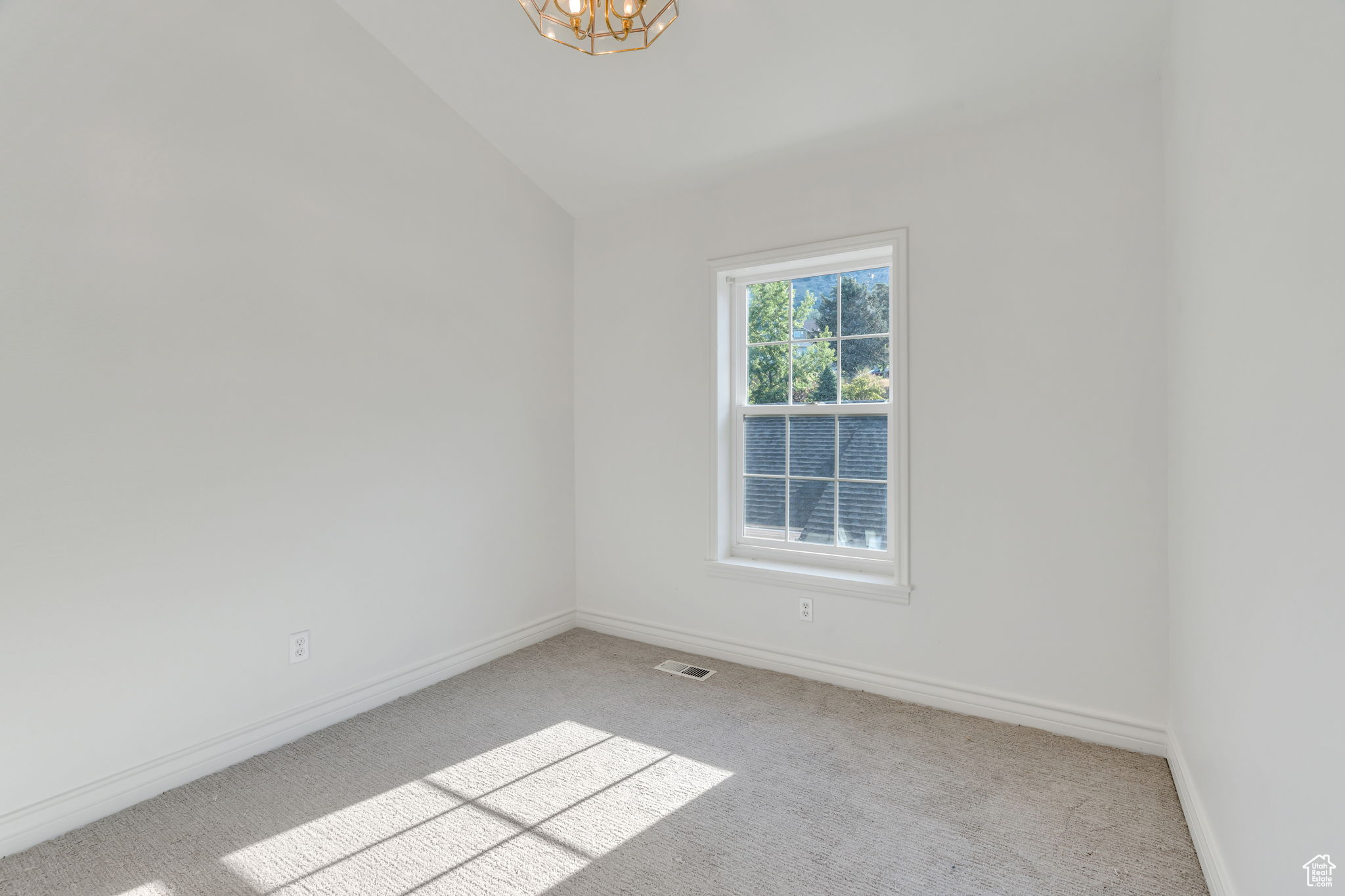 IVY AT THE RIDGE - Residential