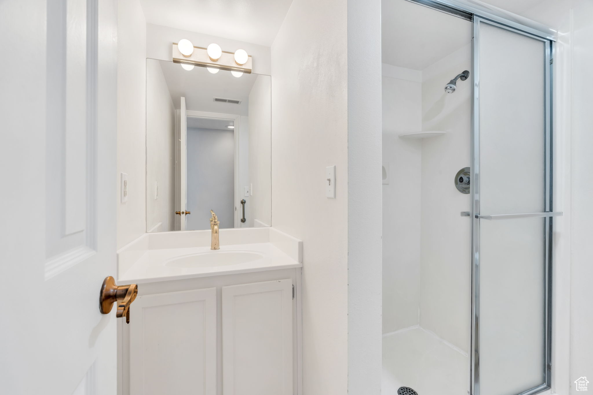 IVY AT THE RIDGE - Residential