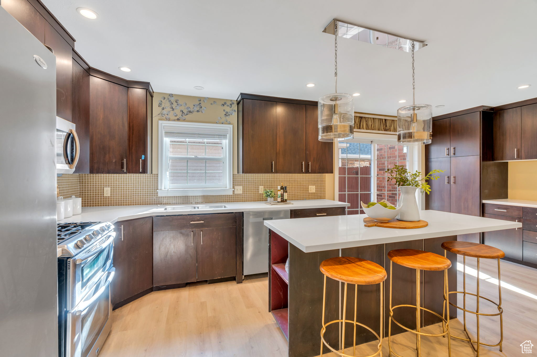 IVY AT THE RIDGE - Residential