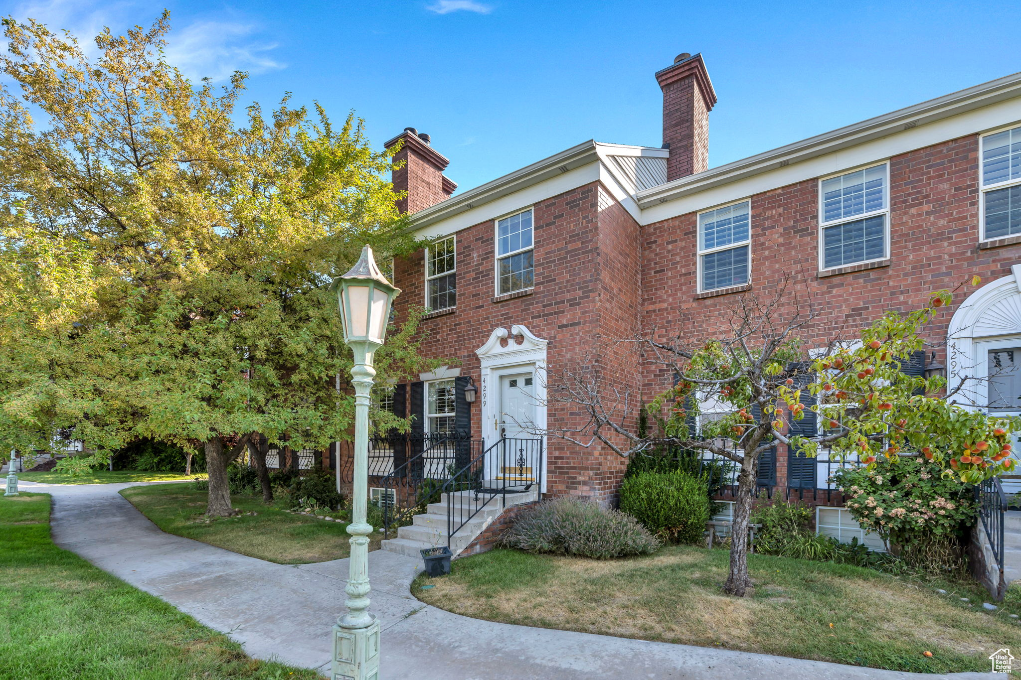 IVY AT THE RIDGE - Residential