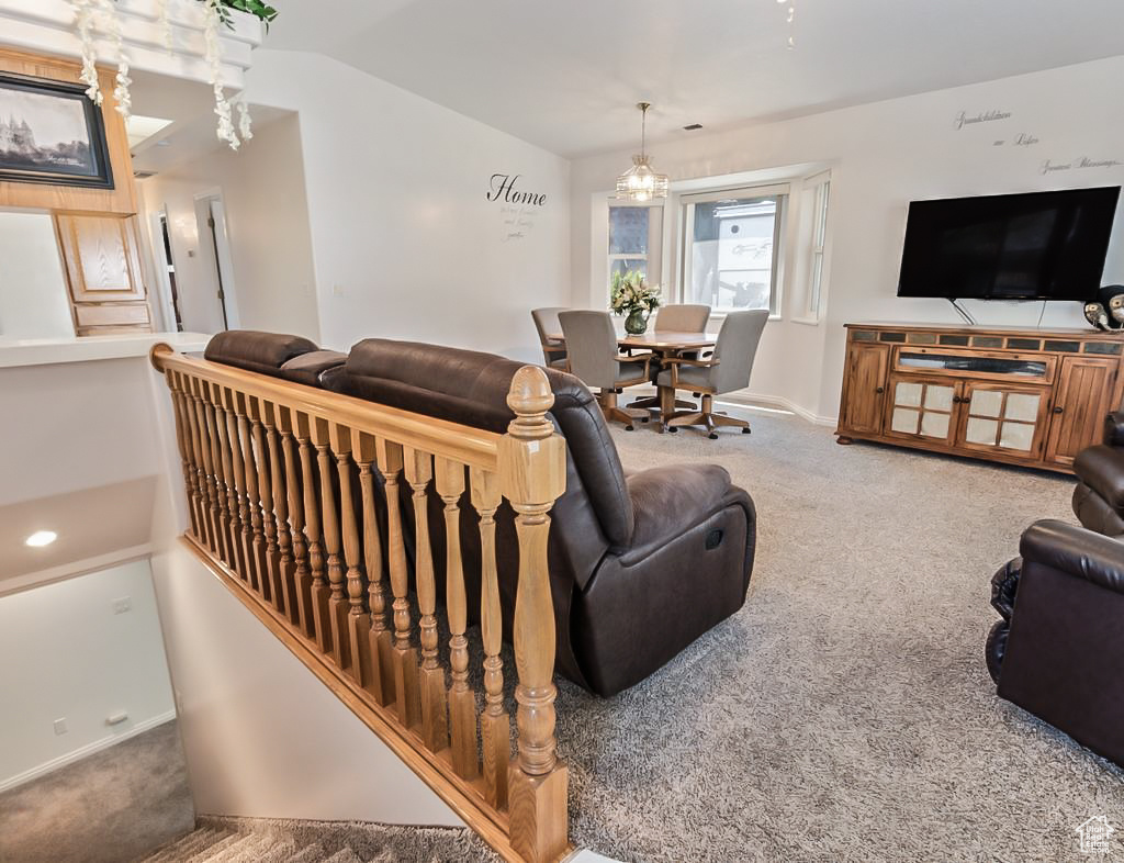 KINGS ROW EST - Residential