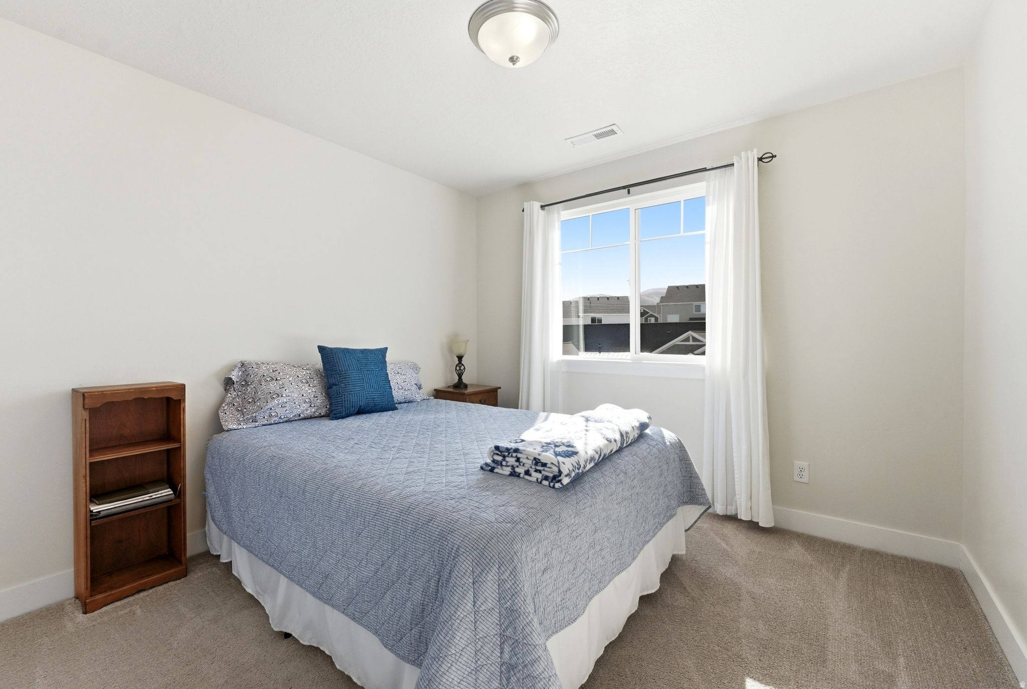 SHADOW RUN - Residential