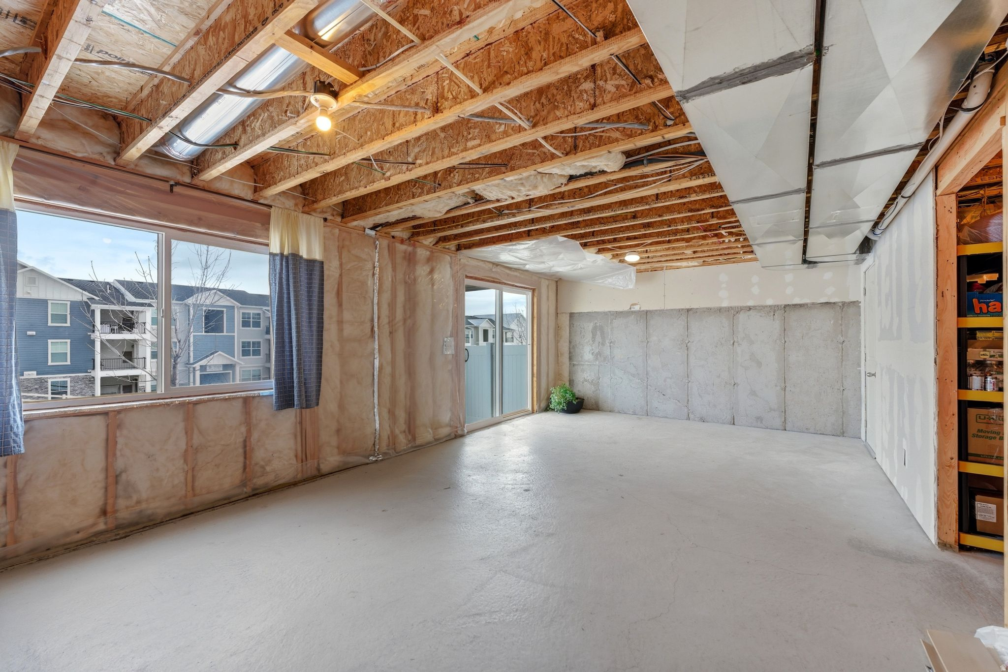 SHADOW RUN - Residential