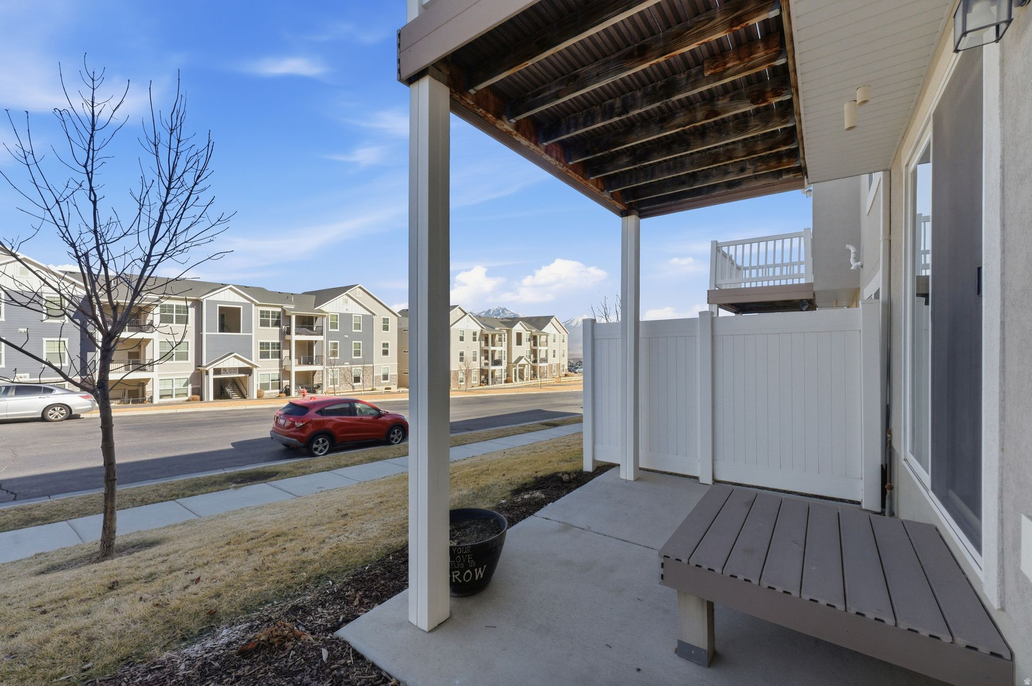 SHADOW RUN - Residential