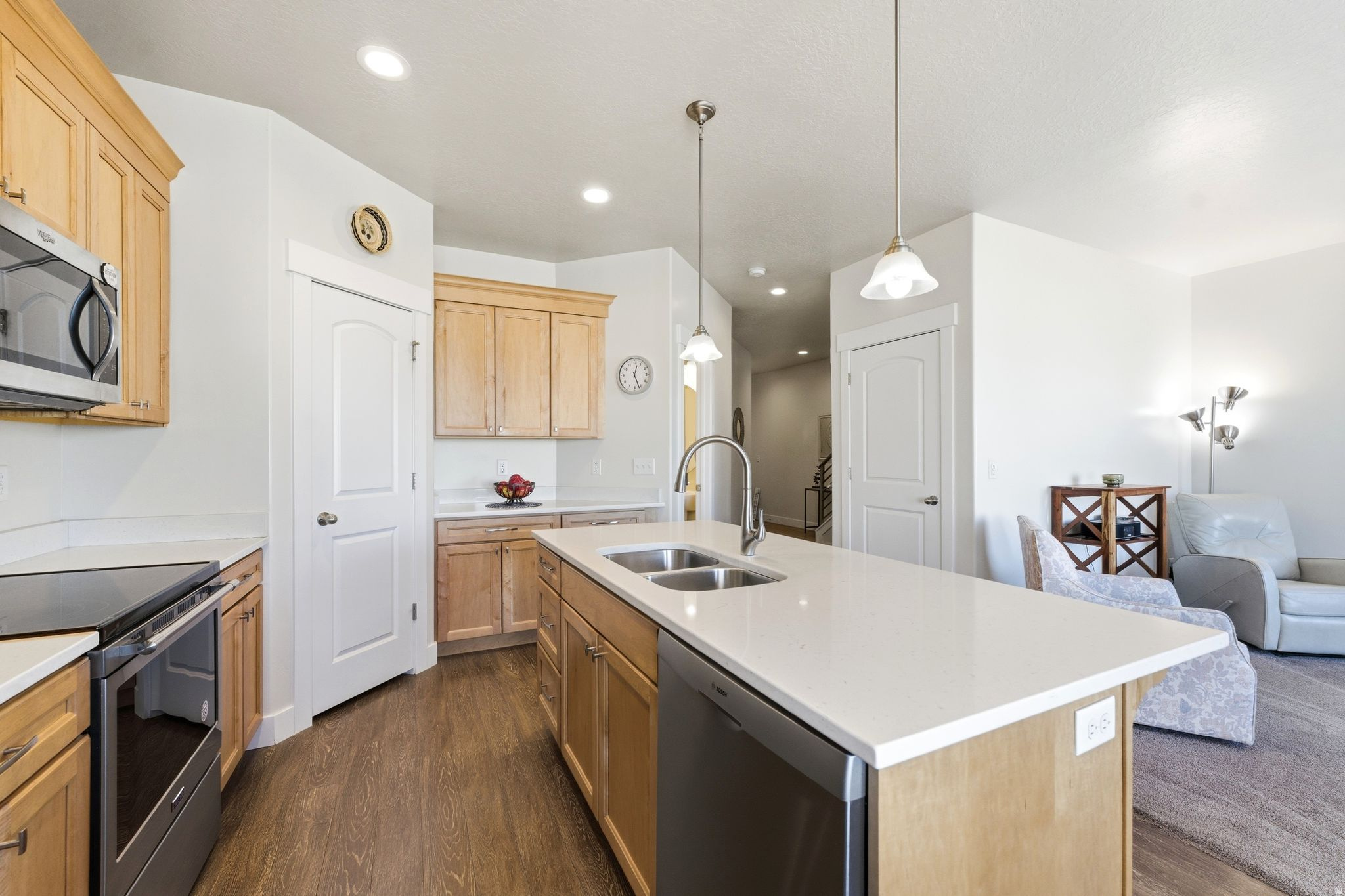 SHADOW RUN - Residential