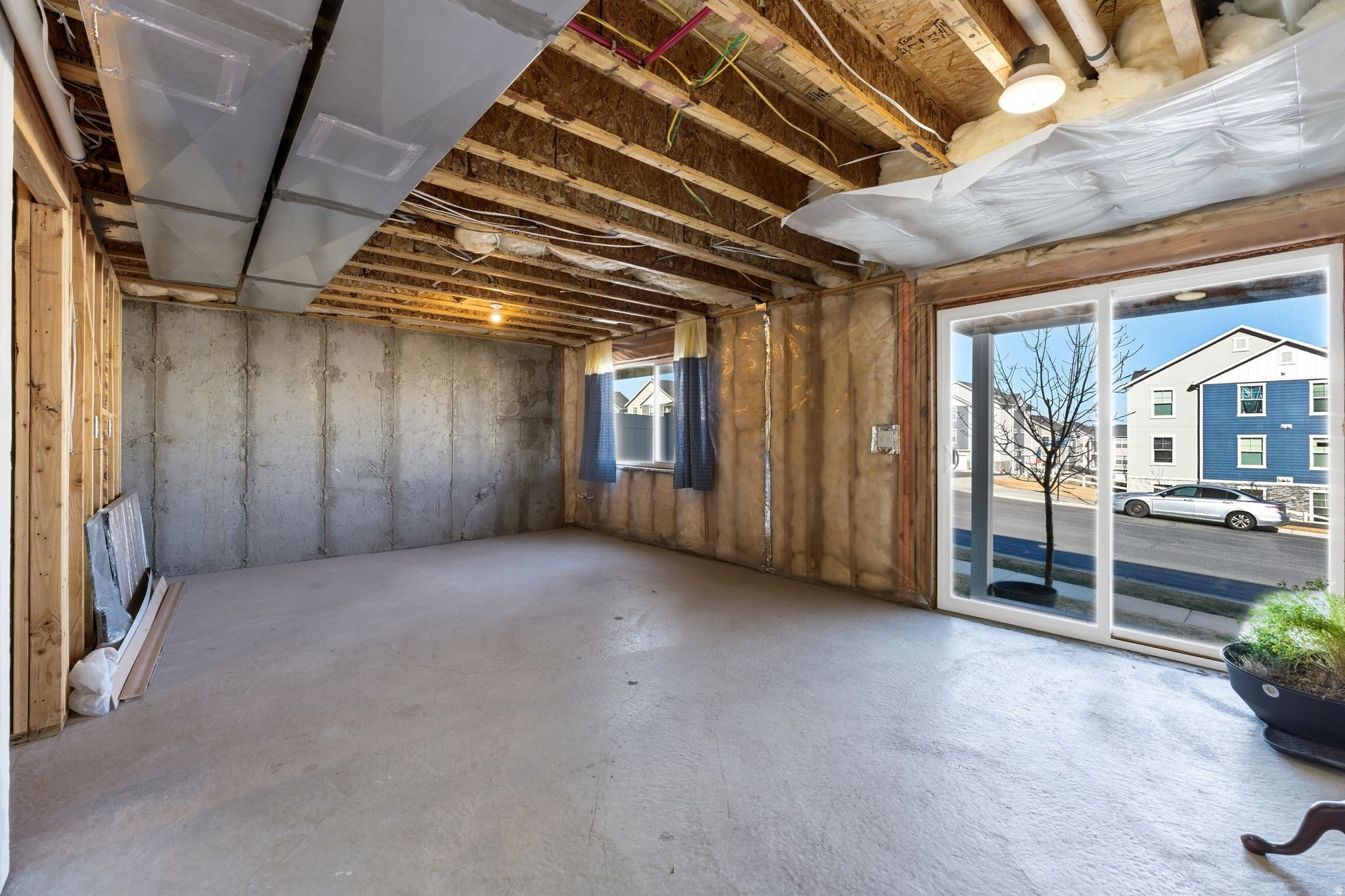 SHADOW RUN - Residential