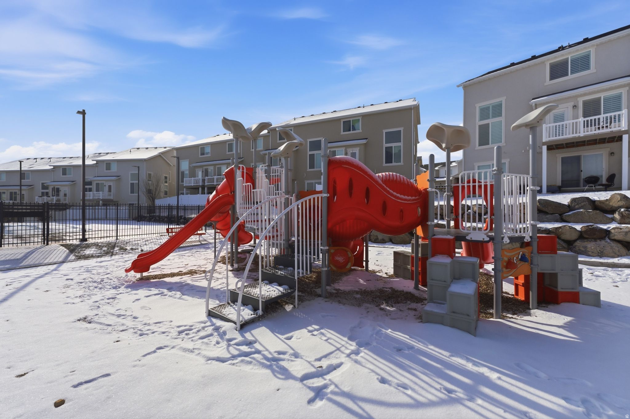 SHADOW RUN - Residential