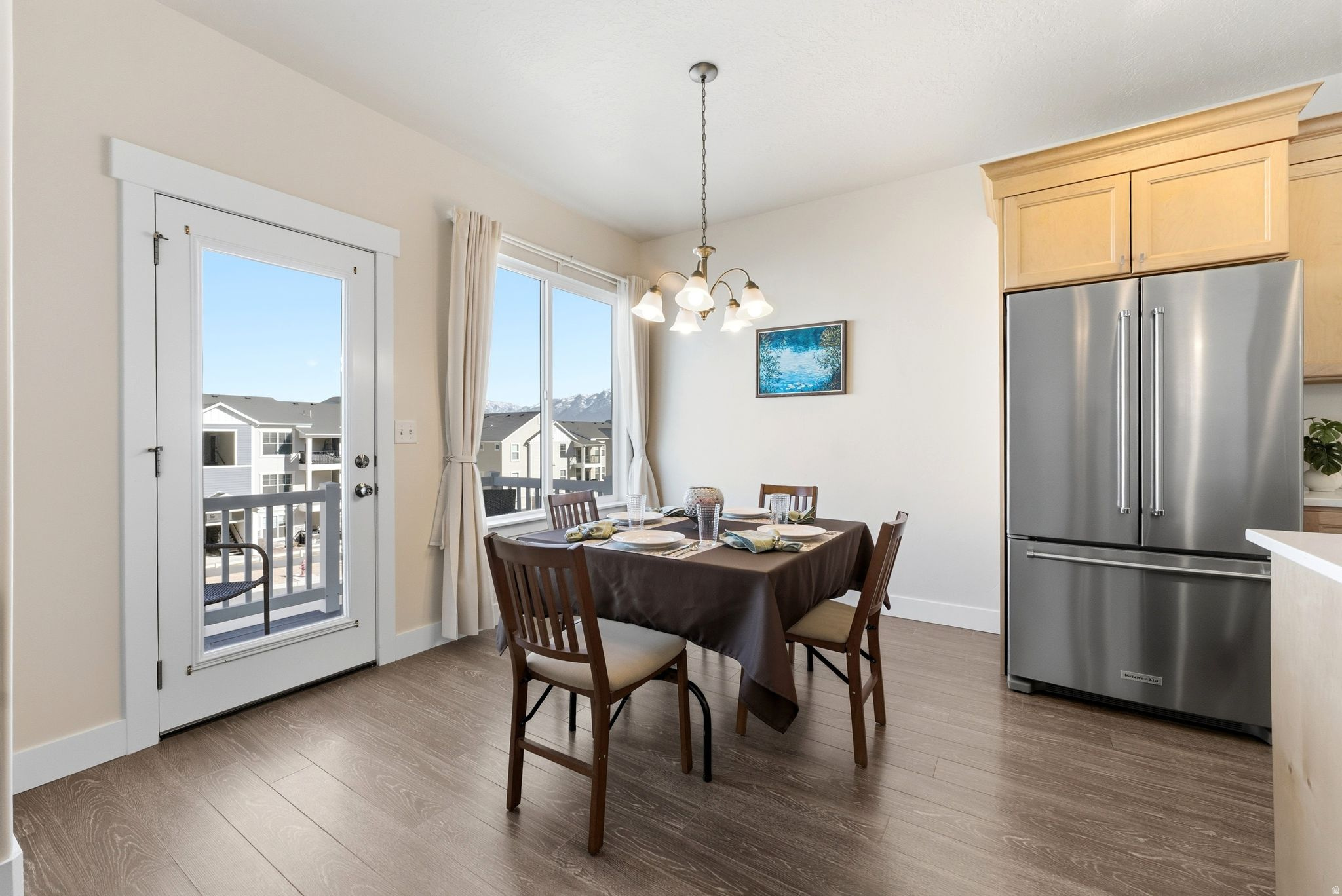 SHADOW RUN - Residential