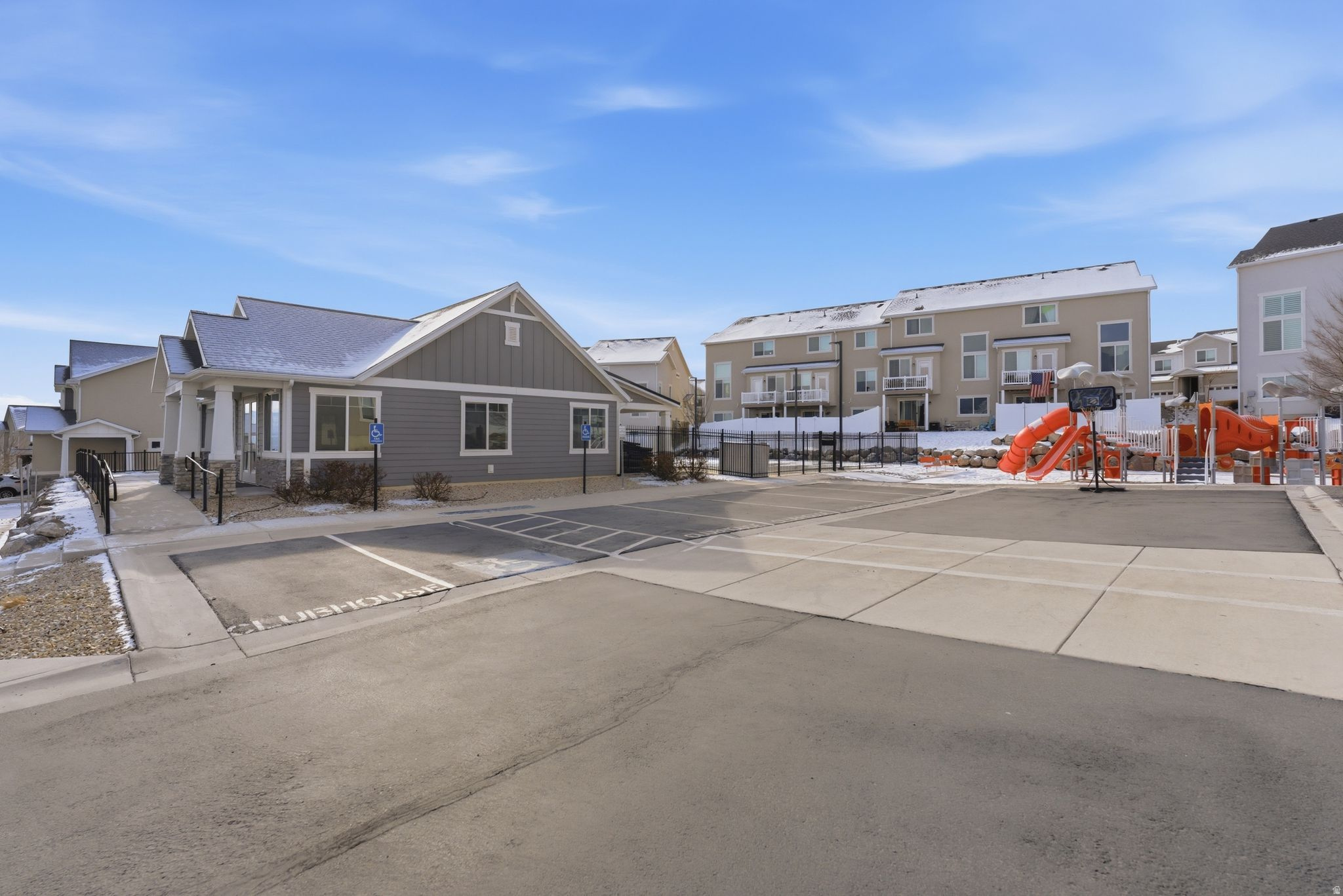 SHADOW RUN - Residential