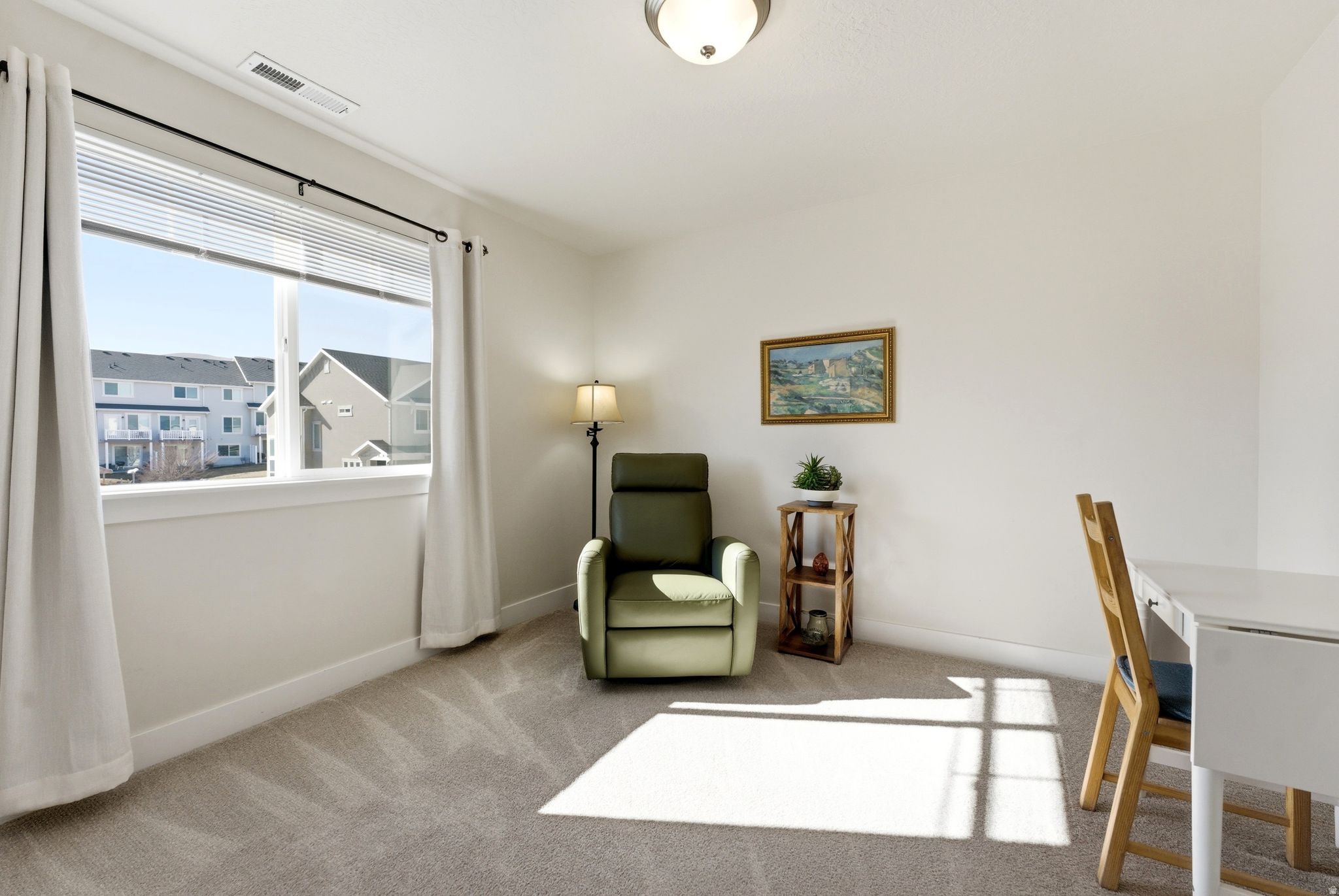 SHADOW RUN - Residential