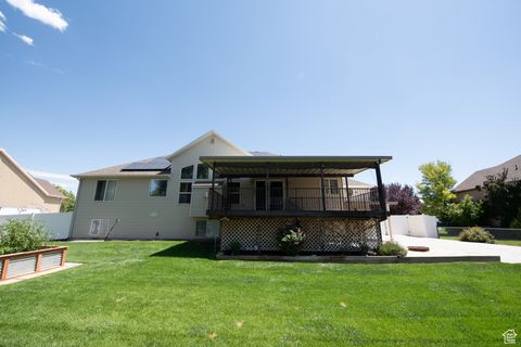 Tiny photo for 4879 S 5050 W, Hooper, UT 84315 (MLS # 2101491)