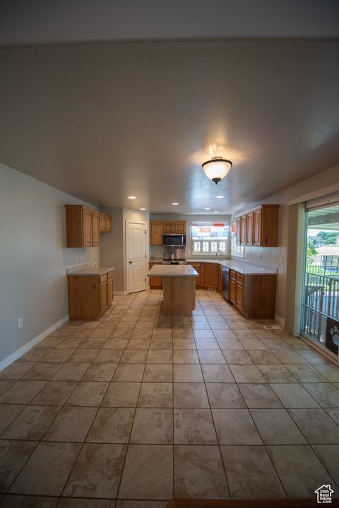 Tiny photo for 4879 S 5050 W, Hooper, UT 84315 (MLS # 2101491)
