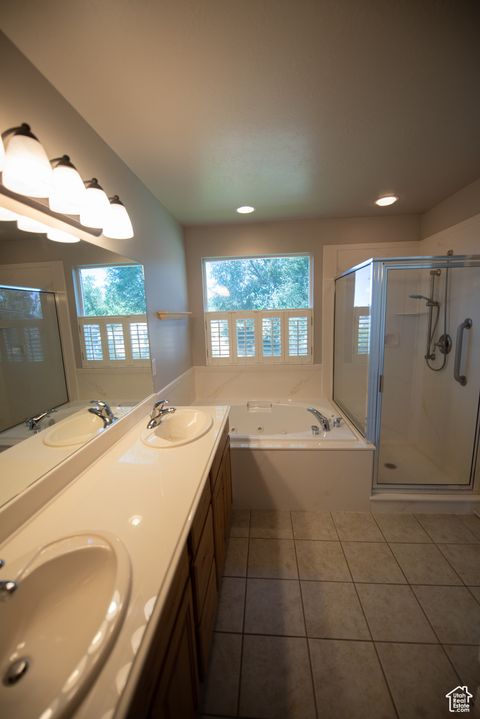 Tiny photo for 4879 S 5050 W, Hooper, UT 84315 (MLS # 2101491)
