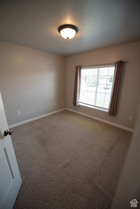 Tiny photo for 4879 S 5050 W, Hooper, UT 84315 (MLS # 2101491)