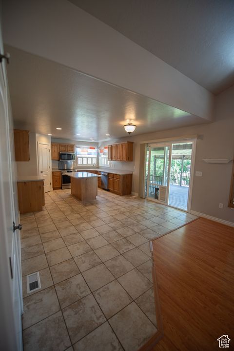 Tiny photo for 4879 S 5050 W, Hooper, UT 84315 (MLS # 2101491)