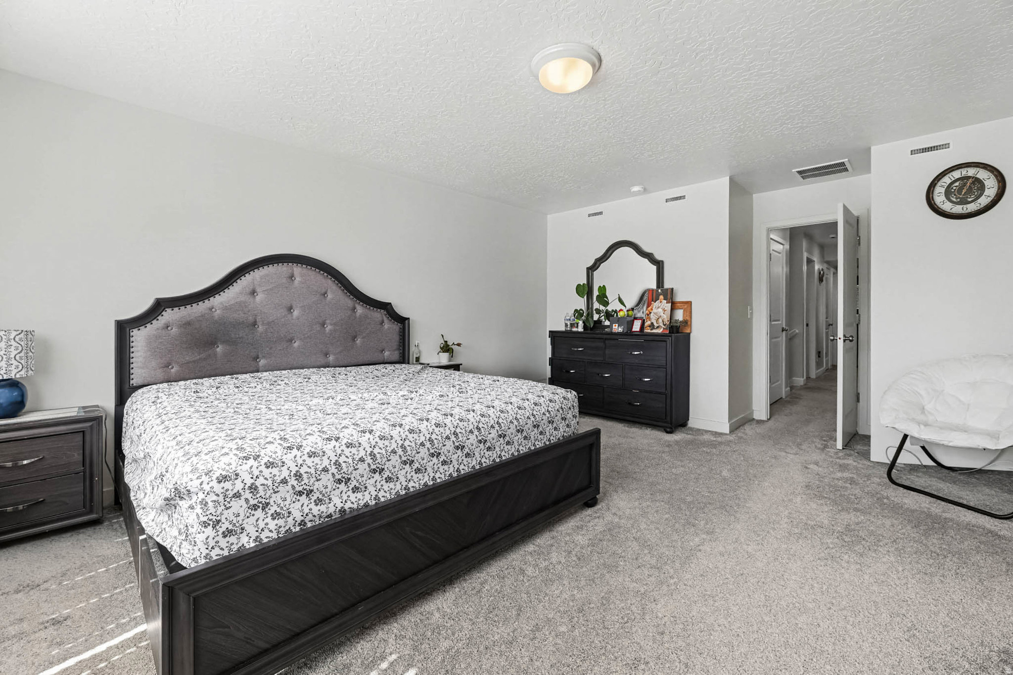 ESCALA - Residential