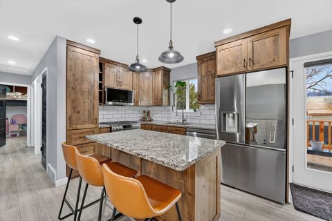 Tiny photo for 991 S 930 W, Payson, UT 84651 (MLS # 2142124)