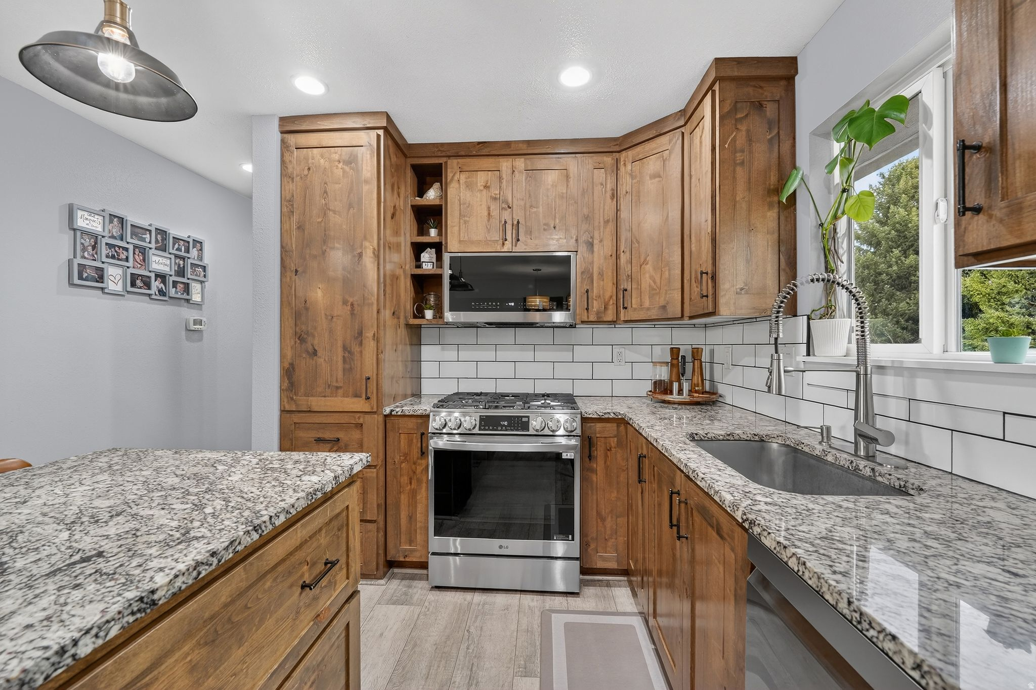 MEADOW LANE - Residential