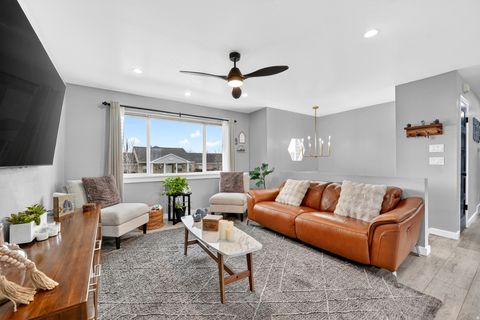 Tiny photo for 991 S 930 W, Payson, UT 84651 (MLS # 2142124)