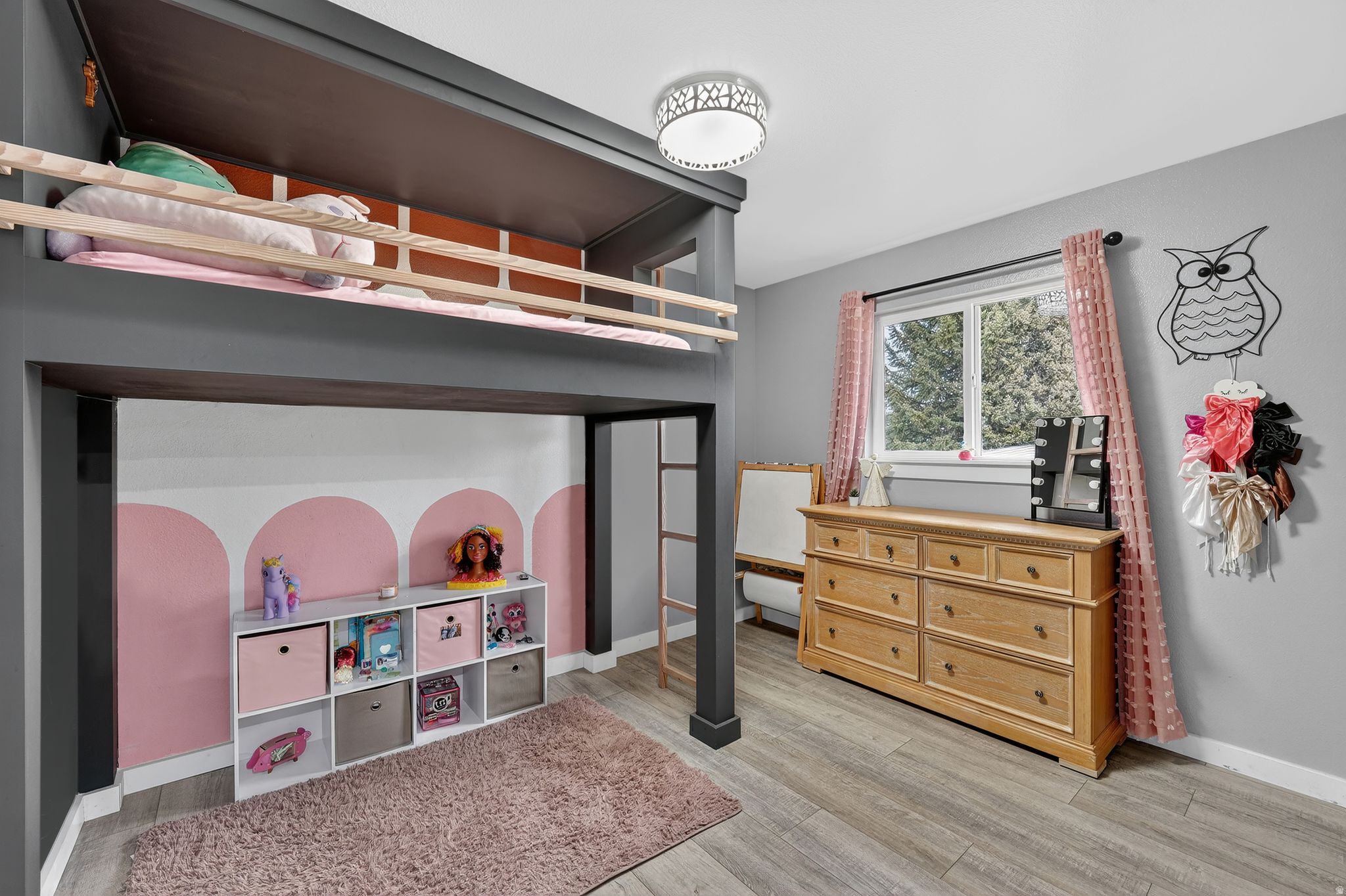 MEADOW LANE - Residential