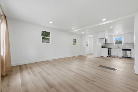 Tiny photo for 1385 W PACIFIC AVE, Salt Lake City, UT 84104 (MLS # 2174062)