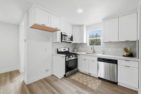 Tiny photo for 1385 W PACIFIC AVE, Salt Lake City, UT 84104 (MLS # 2174062)