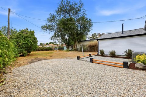 Tiny photo for 1385 W PACIFIC AVE, Salt Lake City, UT 84104 (MLS # 2174062)