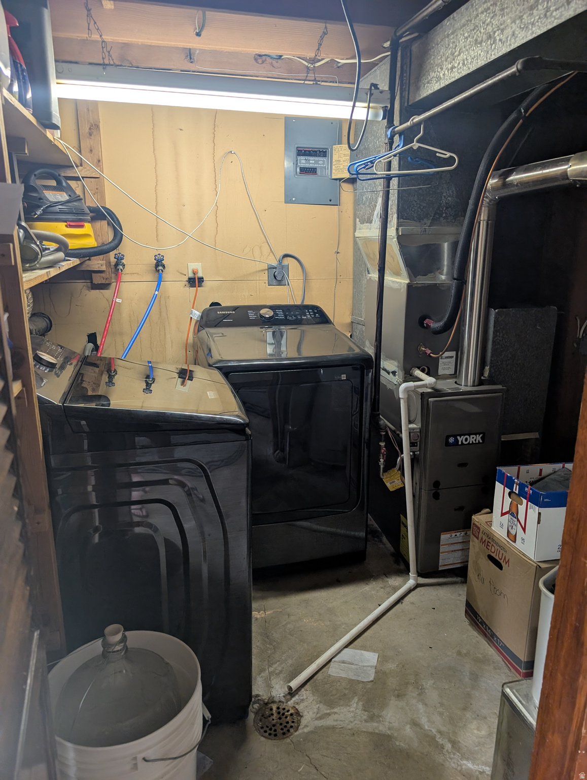 NORTHRIDGE #4 - Residential