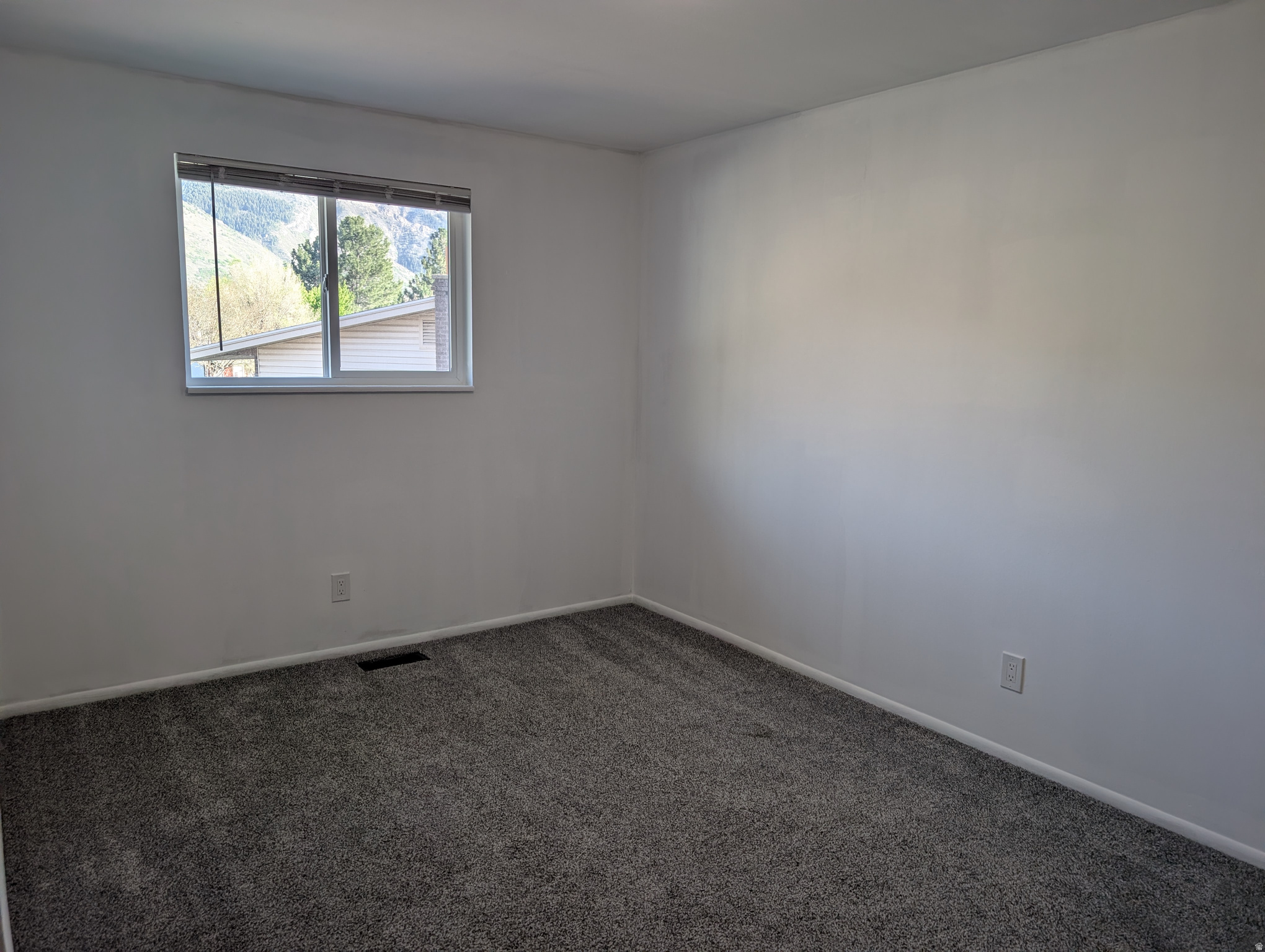 NORTHRIDGE #4 - Residential