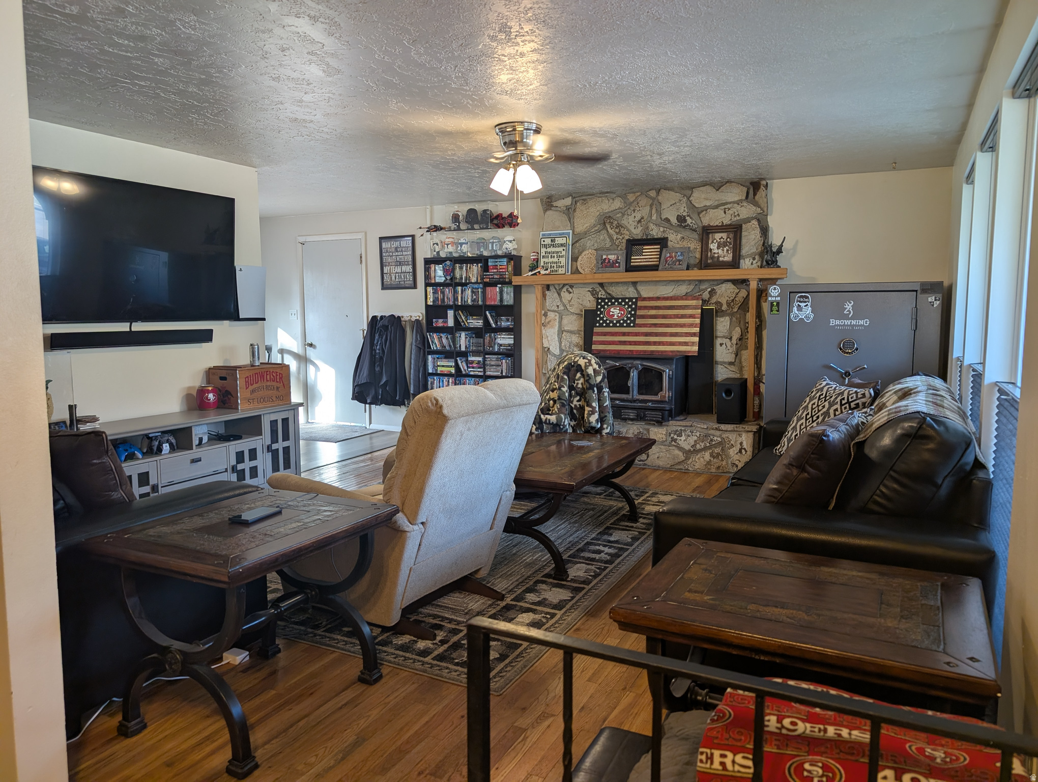 NORTHRIDGE #4 - Residential