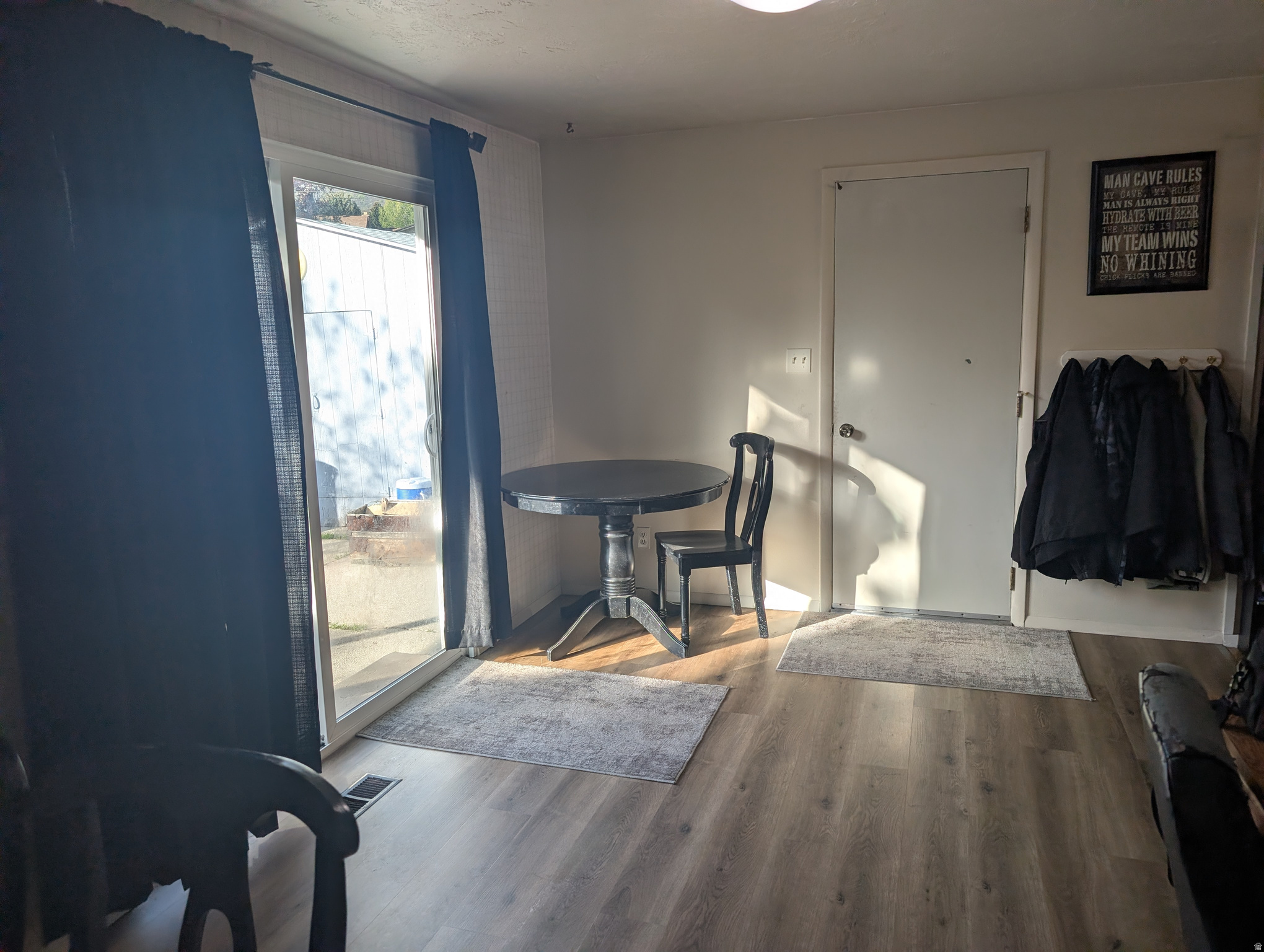 NORTHRIDGE #4 - Residential