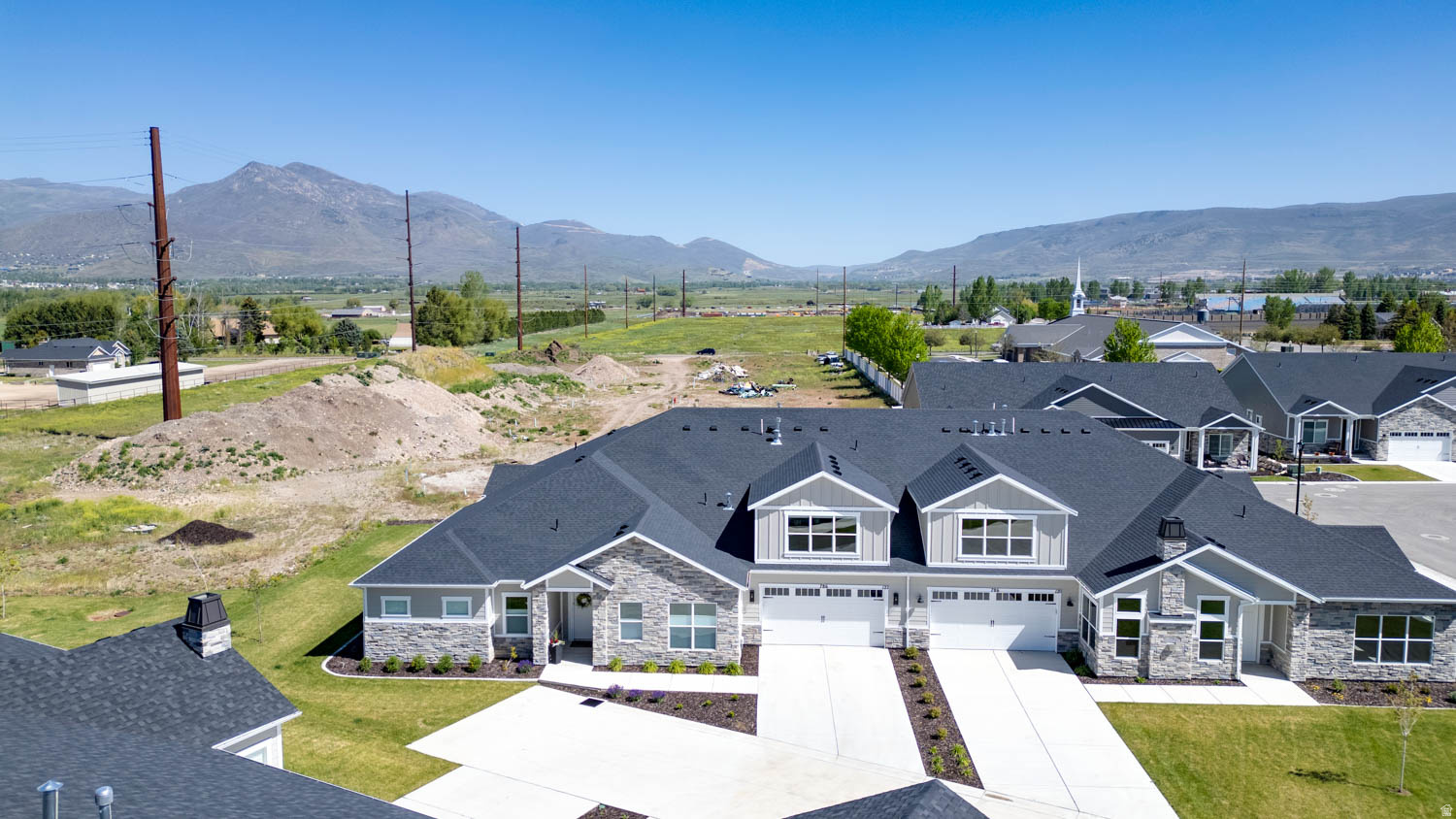 KIMBALL VILLAS - Residential