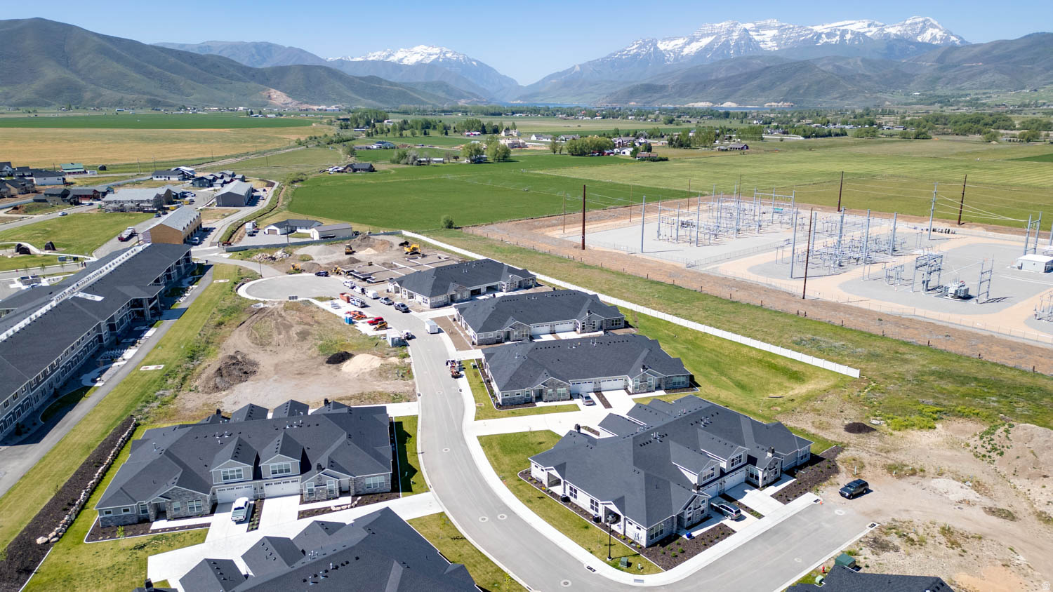KIMBALL VILLAS - Residential