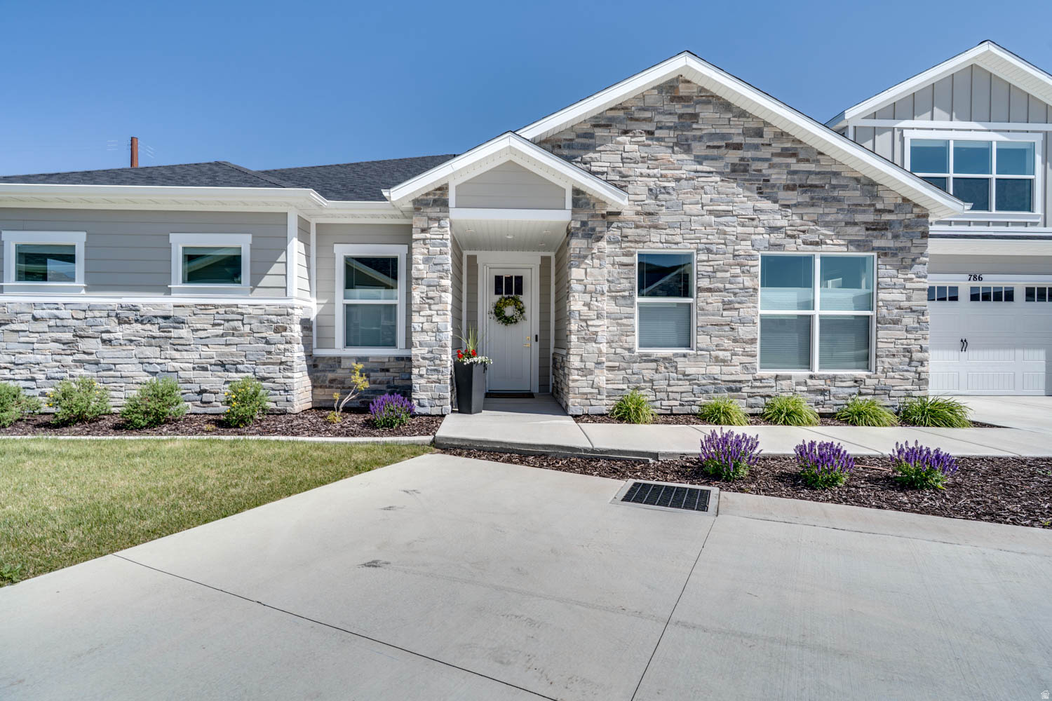 KIMBALL VILLAS - Residential