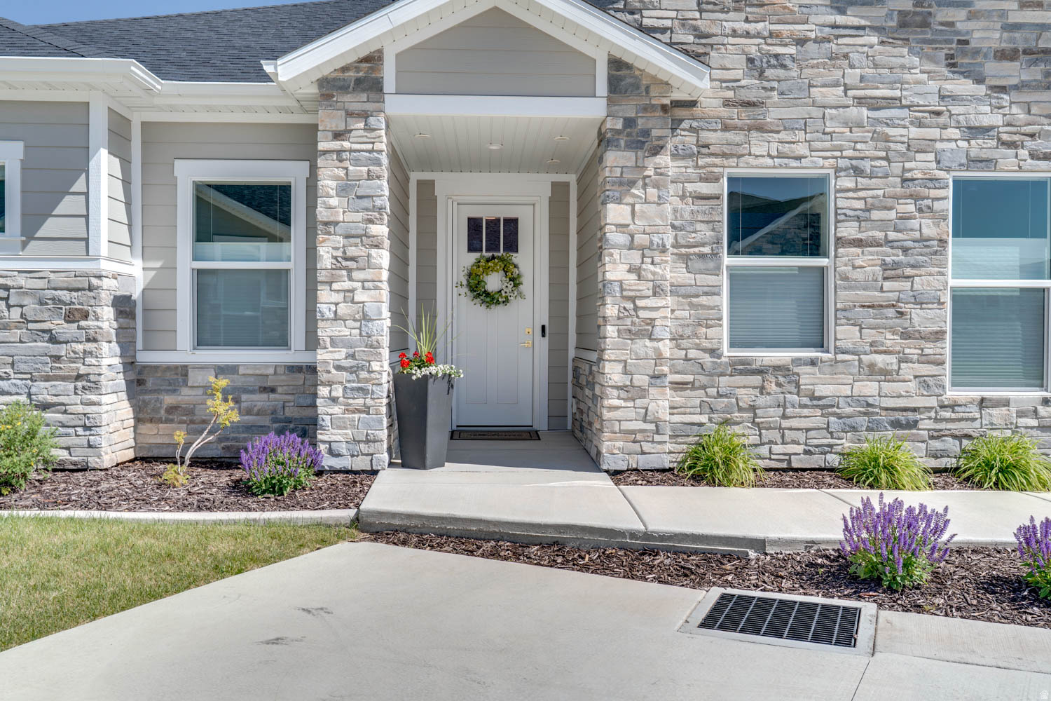 KIMBALL VILLAS - Residential