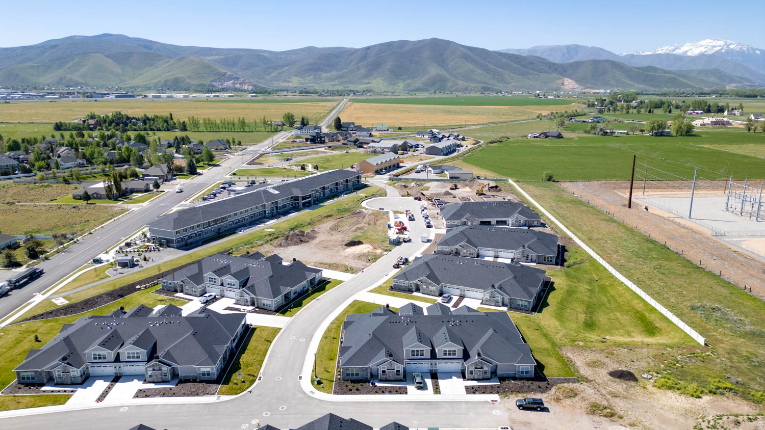 KIMBALL VILLAS - Residential