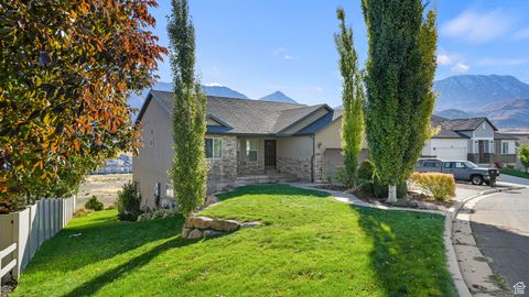 Tiny photo for 1245 E SAGEBERRY Dr, Santaquin, UT 84655 (MLS # 2119611)